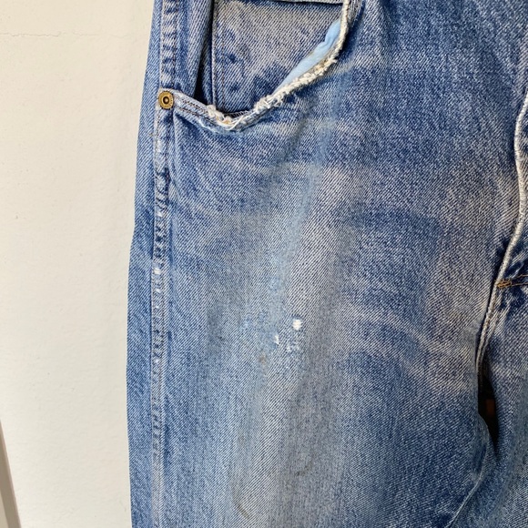 33x32 worn in cowboy Wranglers. Wear and tear. - Picture 9 of 10